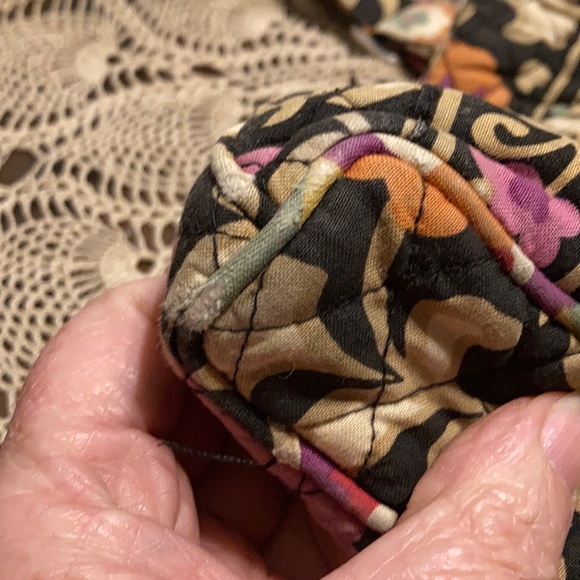 Vera Bradley quilted crossbody purse - Picture 5 of 9